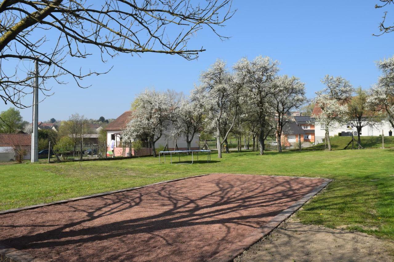 Le Gite De Maya Bining Zewnętrze zdjęcie